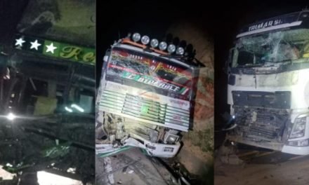 DOS HERIDOS EN CHOQUE MÚLTIPLE EN CARRETERA COCHABAMBA-SANTA CRUZ