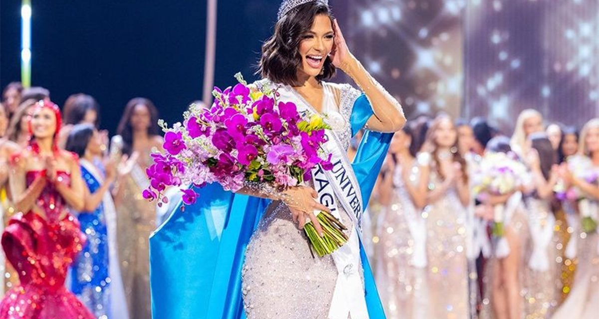 MISS UNIVERSO YA NO PUEDE VOLVER A SU PAÍS Y AFIRMAN QUE SU FAMILIA FUE EXILIADA