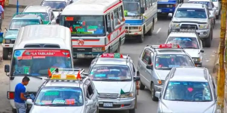 CHOFERES ANALIZARÁN ALZA DE PASAJES EN AMPLIADO NACIONAL
