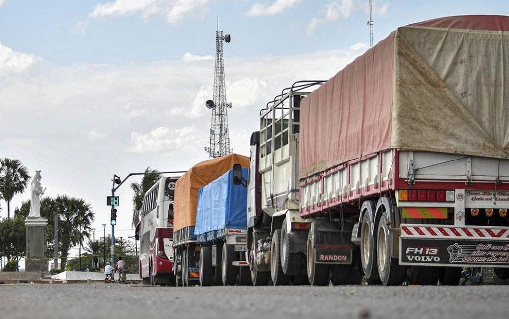 TRANSPORTE PESADO SALDRÁ EN CARAVANA POR FALTA DE DÓLARES