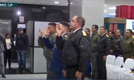 EL GENERAL JOSÉ SÁNCHEZ ES POSESIONADO COMO COMANDANTE DEL EJERCITO