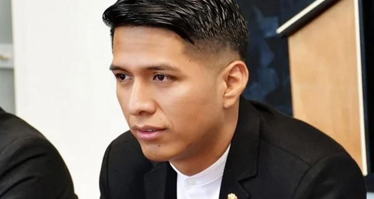 ‘NO ESTAMOS COMETIENDO NINGÚN DELITO’ DICE ANDRÓNICO ANTES DE LA ASAMBLEA