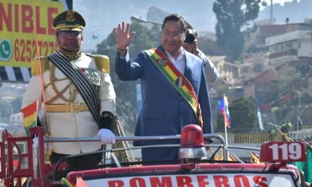 ARCE VE QUE DETRÁS DE DEMANDAS SE ESCONDE UN PLAN PARA ACORTAR MANDATOS