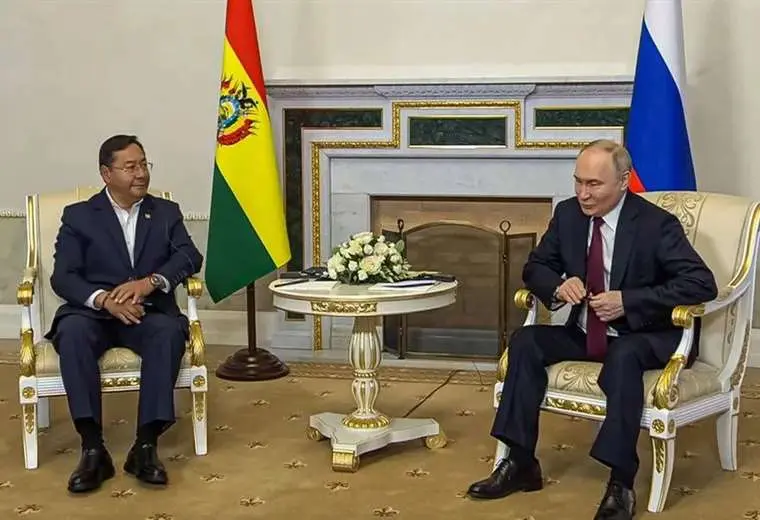 ARCE Y PUTIN SE REÚNEN EN SAN PETERSBURGO PARA HABLAR DE TECNOLOGÍA NUCLEAR Y LITIO