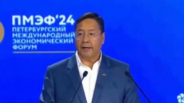 ARCE DENUNCIÓ «GUERRA HÍBRIDA» QUE AMENAZA LA ESTABILIDAD DE SU GOBIERNO