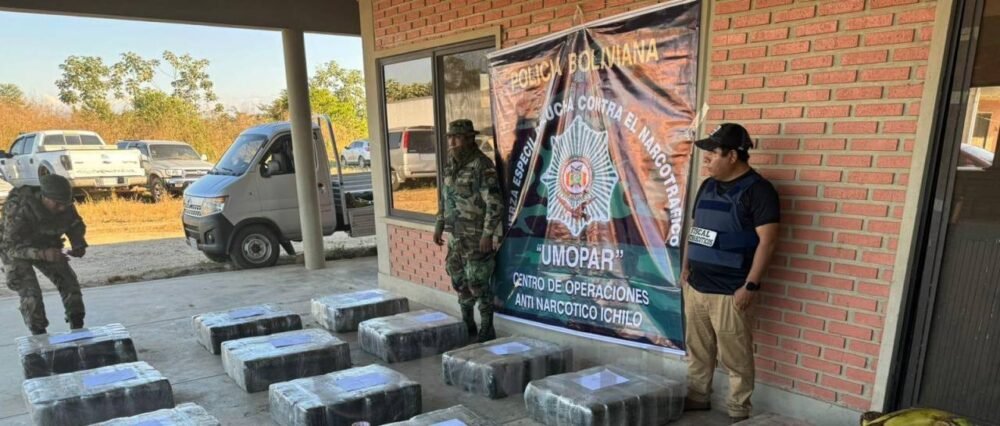 HALLAN MEDIA TONELADA DE MARIHUANA EN CAMIÓN CON PLÁTANOS