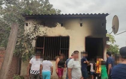 UN PADRE Y SUS DOS HIJOS MUEREN EN UN INCENDIO