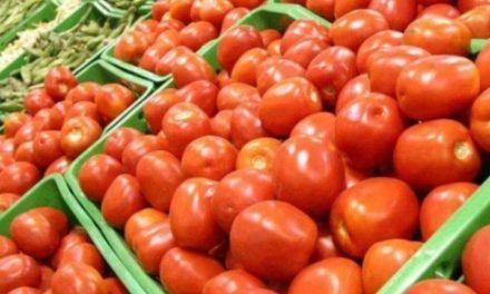 LOS PRECIOS DEL TOMATE Y EL ARROZ SE DISPARAN EN MERCADOS CRUCEÑOS