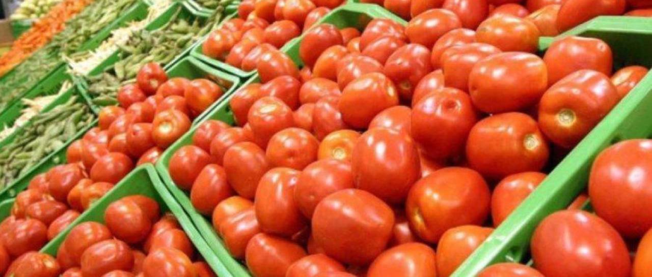 LOS PRECIOS DEL TOMATE Y EL ARROZ SE DISPARAN EN MERCADOS CRUCEÑOS