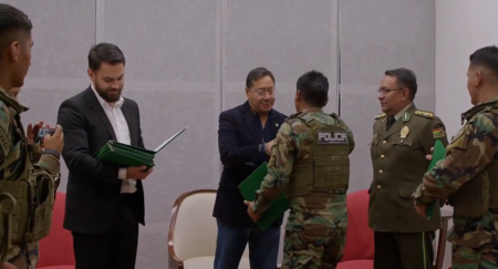 ARCE RECIBE A POLICÍAS ANTIDROGAS EMBOSCADOS, UNO DE ELLOS CONTÓ QUE LE INTENTARON MATAR