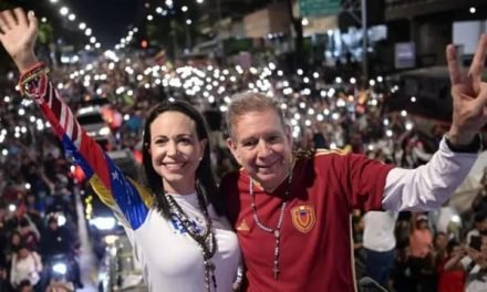 MACHADO Y EDMUNDO LLAMARON A LOS VENEZONALOS A VOTAR MASIVAMENTE CONTRA EL CHAVISMO