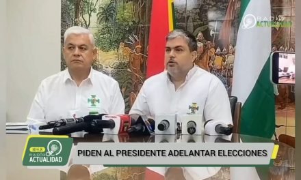 PIDEN AL PRESIDENTE ADELANTAR LAS ELECCIONES
