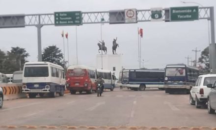 PARO CON BLOQUEO EN YACUIBA POR DEMANDAS EN SALUD, CARBURANTES Y DÓLARES