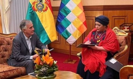 EMBAJADOR DE BOLIVIA EN ARGENTINA SE REPLIEGA