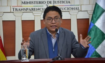 DENUNCIAN QUE IVÁN LIMA PRETENDE SER FISCAL GENERAL; ÉL RESPONDE QUE SERÍA UN “HONOR”