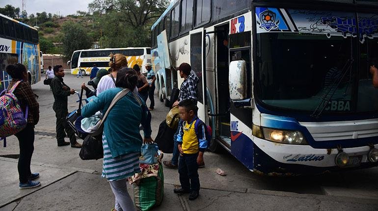 PASAJEROS DENUNCIAN INCREMENTO DEL PASAJE HASTA EN UN 100%