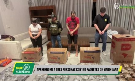 APREHENDEN A TRES PERSONAS CON 120 PAQUETES DE MARIHUANA