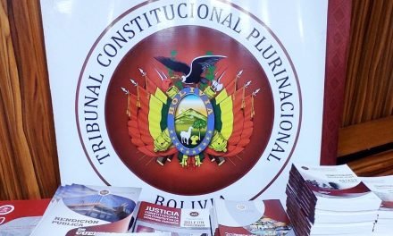 GOBIERNO PRESENTA AL TRIBUNAL CONSTITUCIONAL LAS PREGUNTAS DE REFERENDO