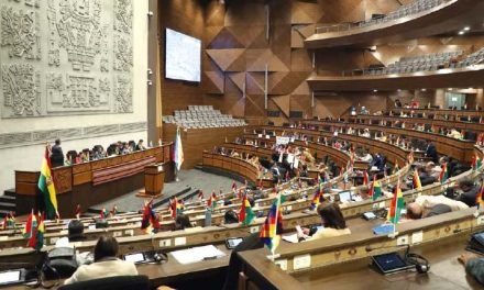 SESIÓN DE HONOR DE LA ALP  POR LOS 199 AÑOS DE INDEPENDENCIA SERÁ EN SUCRE