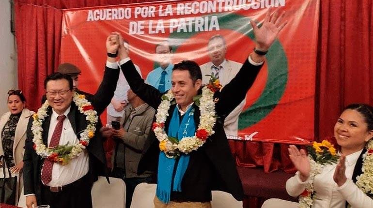 CHI HYUN CHUNG Y EL POLICÍA EDMAN LARA FIRMAN ALIANZA PARA LAS ELECCIONES 2025 2025