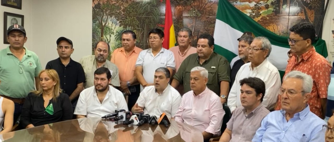 CÍVICOS CRUCEÑOS CONVOCAN A ASAMBLEA DE LA CRUCEÑIDAD POR LOS DATOS DEL CENSO
