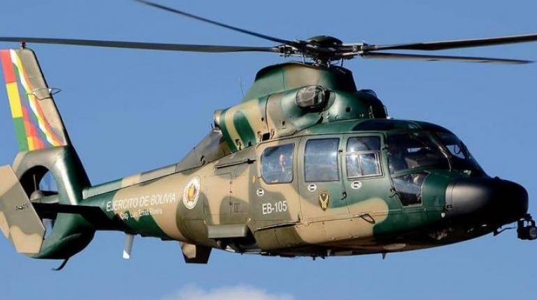 DOS HELICÓPTEROS DEL EJÉRCITO SE SUMAN AL COMBATE DE INCENDIOS FORESTALES