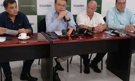 EXPORTADORES SE DECLARAN EN EMERGENCIA ANTE PROPUESTA DE CONTROLAR LAS DIVISAS