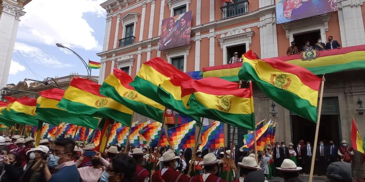 ESTE MARTES ES FERIADO NACIONAL POR ANIVERSARIO DE BOLIVIA