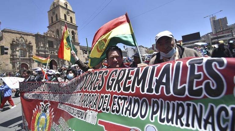 GREMIALES DETERMINAN BLOQUEOS EN TODO EL PAÍS EN SEPTIEMBRE