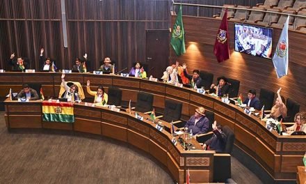 SENADO APRUEBA LEY QUE SUSPENDE ELECCIONES PRIMARIAS
