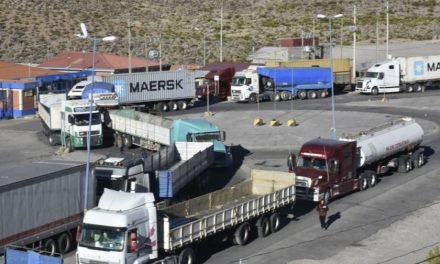 SUMAN A 111 LAS CISTERNAS BLOQUEADAS EN TAMBO QUEMADO