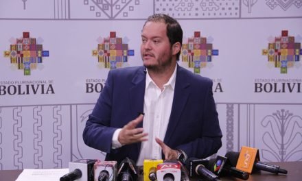 YPFB DICE QUE BLOQUEO A LA PLANTA DE PALMASOLA ES EN DEFENSA DE UN CHOFER BORRACHO