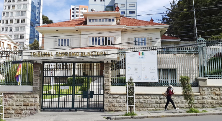 TSE AMPLÍA EL PLAZO PARA QUE LAS ORGANIZACIONES POLÍTICAS RENUEVEN SUS DIRECTIVAS