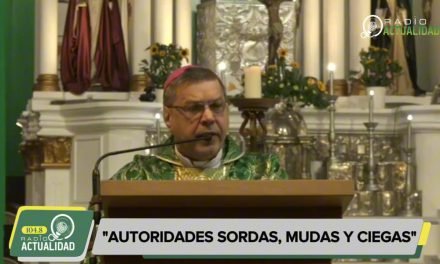 «AUTORIDADES SORDAS, MUDAS Y CIEGAS»
