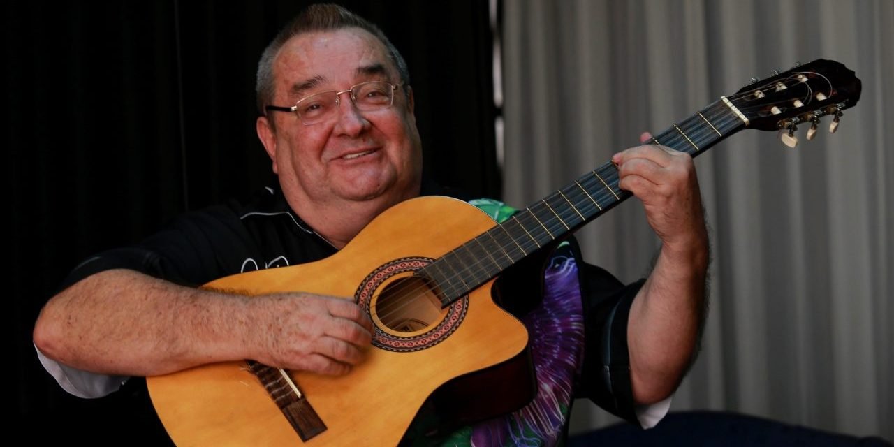 FALLECIÓ EL CANTAUTOR CRUCEÑO ALDO PEÑA