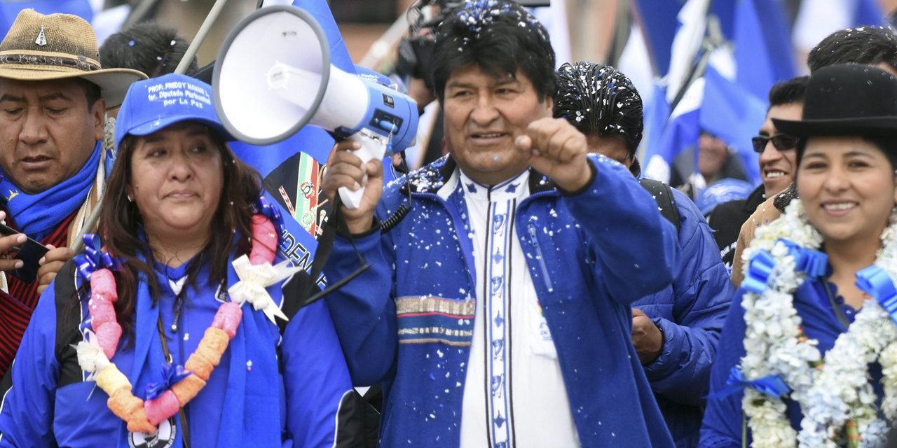 EVO RATIFICA CONGRESO DEL MAS PARA ESTE MARTES