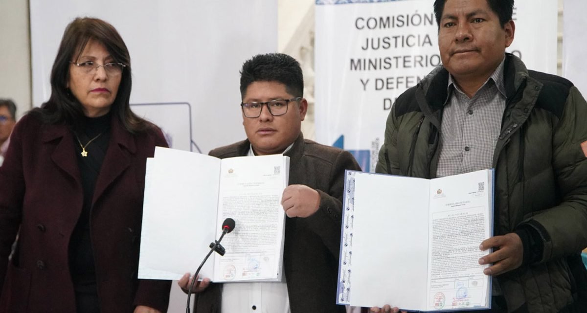 EL LEGISLATIVO ABRE INSCRIPCIÓN DE POSTULANTES PARA  FISCAL GENERAL