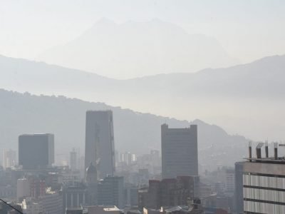 POR CONTAMINACIÓN DEL AIRE, LA ALCALDÍA DE LA PAZ SUGIERE CLASES VIRTUALES