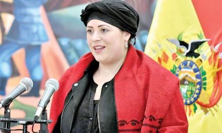 PRADA DESMIENTE CRISIS EN EL GABINETE