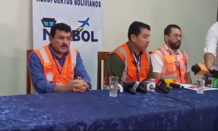SUSPENDE OPERACIONES COMERCIALES EN AEROPUERTOS DE SANTA CRUZ Y TRINIDAD POR HUMAREDA
