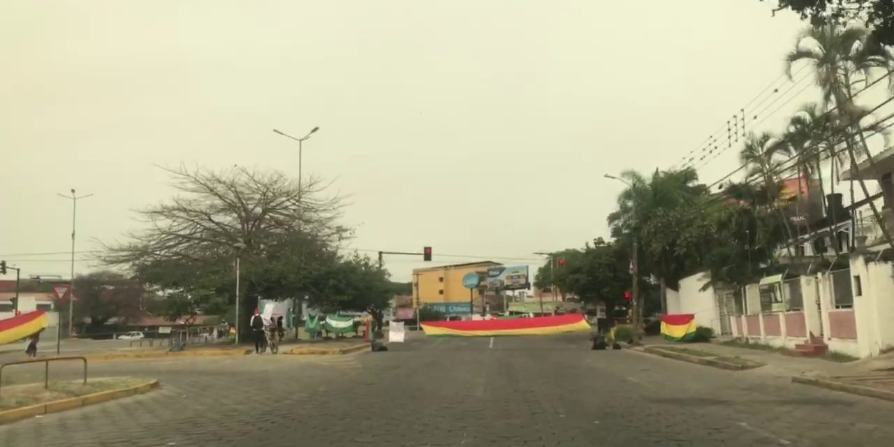 SANTA CRUZ CUMPLE PARO CÍVICO EN RECHAZO A LOS RESULTADOS DEL CENSO