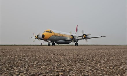 CON 14 AERONAVES, ENTRE ELLAS DOS ELECTRA TANKER, SE HACE FRENTE A LOS INCENDIOS