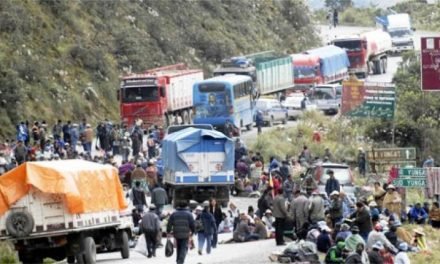 DIRIGENTES DEL TRANSPORTE ADVIERTEN CON INTERVENIR BLOQUEOS