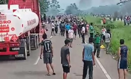 SIGUE EL CERCO SOBRE COCHABAMBA Y LA POLICÍA DETECTA ARMAS EN BLOQUEOS