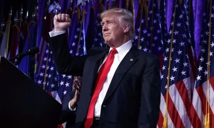 DONALD TRUMP DERROTÓ SERÁ EL PRÓXIMO PRESIDENTE DE LOS ESTADOS UNIDOS