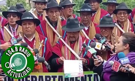 CAMPESINOS EXIGEN LA DESTITUCIÓN DEL VICEMINISTRO DE DEFENSA AL CONSUMIDOR