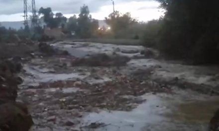 UNA PERSONA ESTA DESAPARECIDA TRAS EL DESBORDE DEL RÍO TACATA EN QUILLACOLLO