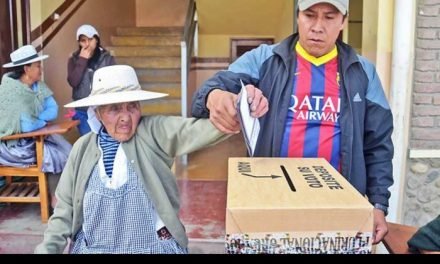 ADULTOS MAYORES QUE NO VOTARON NO NECESITAN CERTIFICADO DE EXENCIÓN NI PAGARÁN MULTA