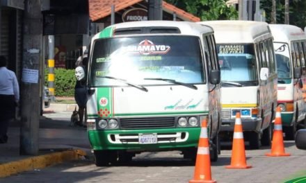JUSTICIA SUSPENDE EL REORDENAMIENTO DEL TRANSPORTE EN EL CENTRO CRUCEÑO