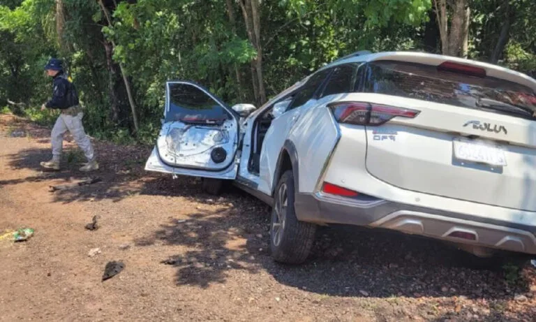 ACCIDENTE DE FAMILIA BOLIVIANA DEJA UN MUERTO Y DOS NIÑOS HERIDOS EN BRASIL